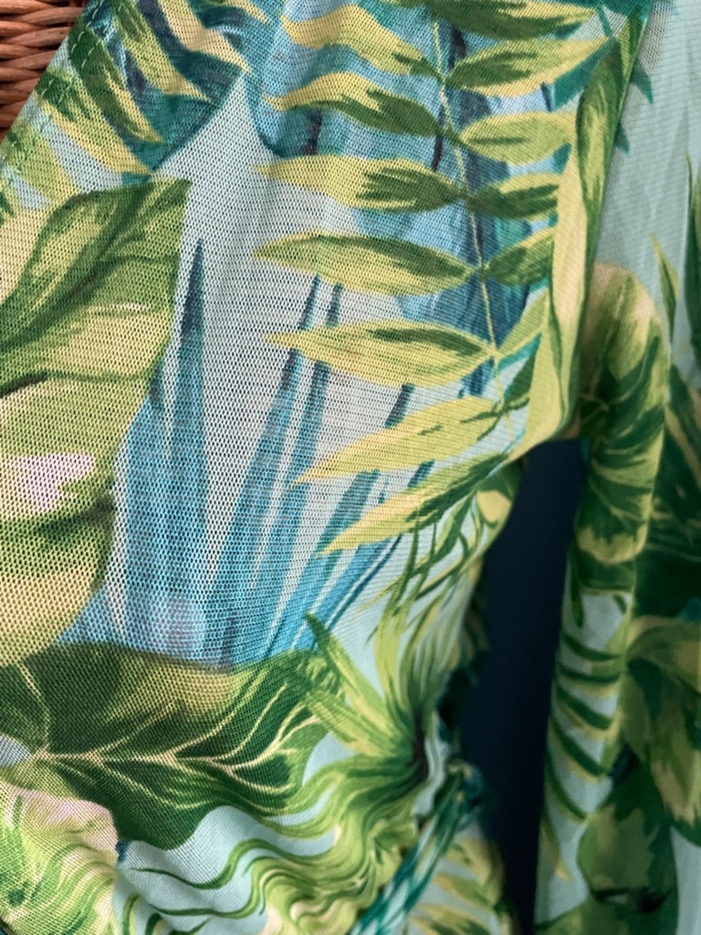 Tropical Green Stretchy Mesh Tie-Waist Swim or Beach Cover-Up J Lo Inspired - Picture 8 of 12